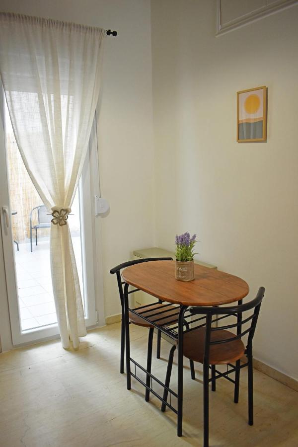 Olive - Happyhostgr - Downtown Apartment Volos Exterior photo
