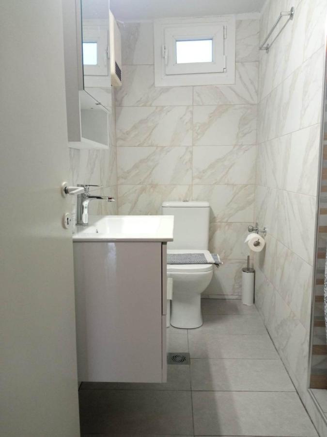 Olive - Happyhostgr - Downtown Apartment Volos Exterior photo